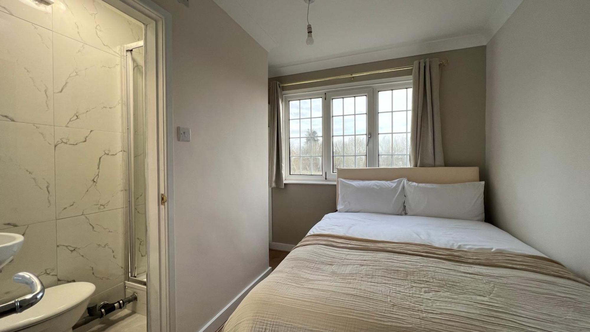 Homely 5-bed Near 02 Arena & Greenwich With Free Parking And A Large Garden